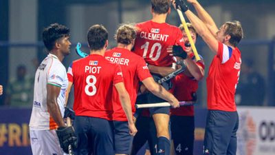 mjwc-france-stun-world-champions-india-on-day-1-in-bhubaneswar.Click to read full article.