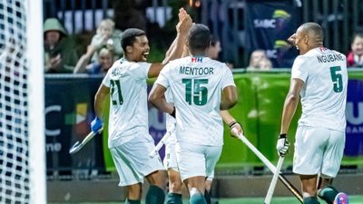 france-beat-ireland-to-secure-semi-final-spot-as-south-africa-claim-vital-win.Click to read full article.
