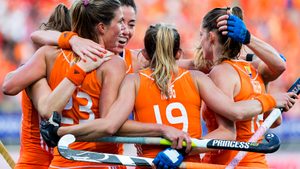 womens-semi-final-2-netherlands-hit-top-gear-and-tame-las-leonas.Click to read full article.