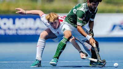 red-lions-extend-unbeaten-streak-as-england-men-remain-in-the-hunt.Click to read full article.