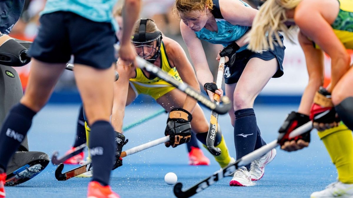 Las Leonas strike at the death to beat Belgium in Wavre