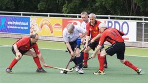 eurohockey-masters-prove-age-is-no-barrier-to-hockey.Click to read full article.
