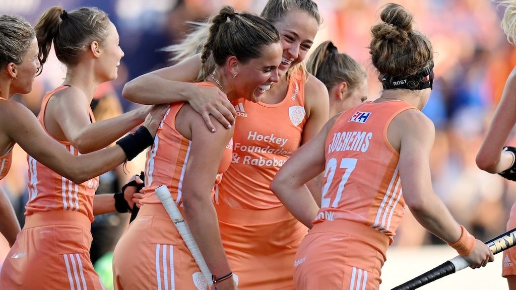 Succesvolle Nederlandse vrouwen claimen FIH Hockey Pro League-overwinning, Duitse mannen marcheren door