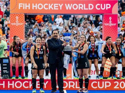 argentina-dethrone-dutch-in-dramatic-shootout-to-claim-womens-world-cup-crown.Click to read full article.