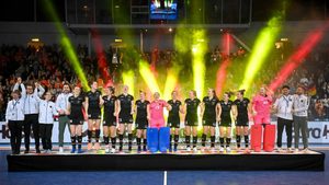 hamburg-erupts-as-germanys-women-land-eurohockey-indoor-gold.Click to read full article.