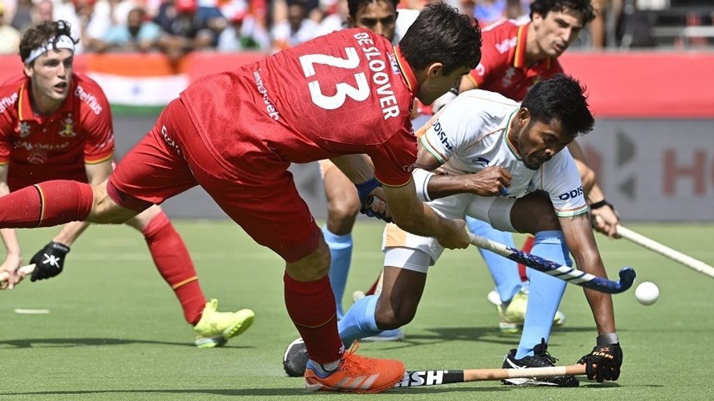 FIH Pro-League: Netherlands men complete Dutch double after Australia go down to England 4 - FIH Pro-League: Netherlands men complete Dutch double after Australia go down to England - They may not have been in action on Sunday, but the Netherlands’ men’s side could begin their celebrations, having secured this season’s FIH Hockey Pro League title after England’s victory over Australia meant the defending champions could no longer catch the Dutch at the top of the table.