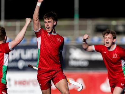 france-and-wales-men-move-on-to-semifinals-at-world-cup-qualifier-in-santiago.Click to read full article.