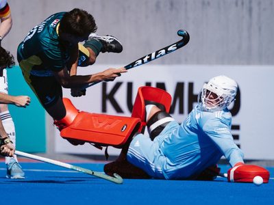 Las mujeres irlandesas logran su primera victoria en la liga profesional y los Kookaburras superan a Alemania en un partido emocionante. Haga clic para leer el artículo completo.