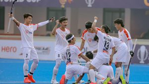 france-cement-top-spot-india-to-face-belgium-malaysia-beat-south-africa-to-final-eight.Click to read full article.