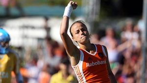 dutch-destroy-south-africa-women-in-2nd-test.Click to read full article.